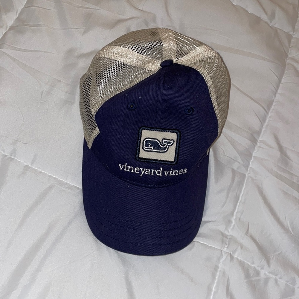 Vineyard Vines Hat